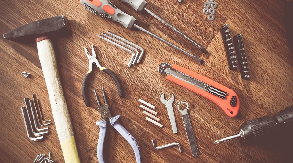 outils pour réparer